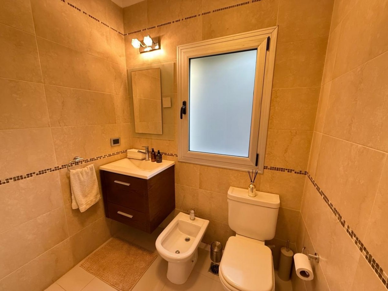 Casa  con piscina 5 ambientes en Altos de Hudson I 