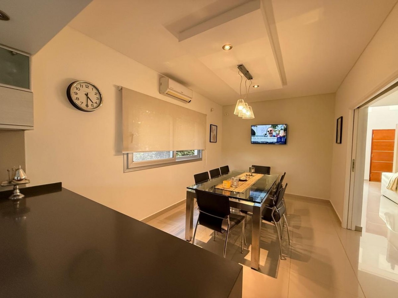 Casa  con piscina 5 ambientes en Altos de Hudson I 