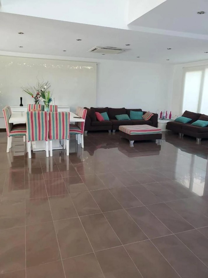 Casa 4 ambientes en Altos de Hudson I 