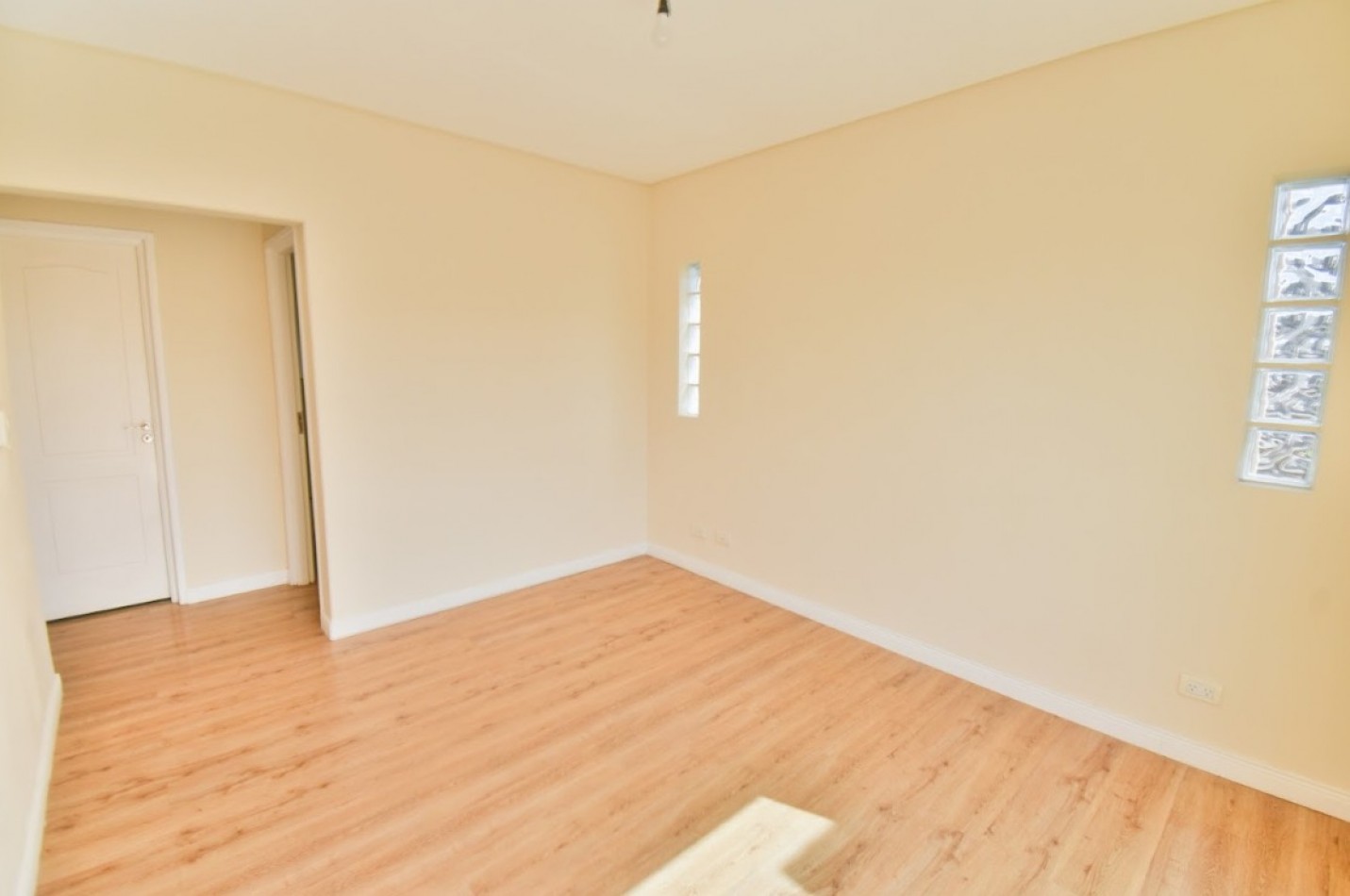 Casa en venta 5 ambientes en Fincas de Hudson