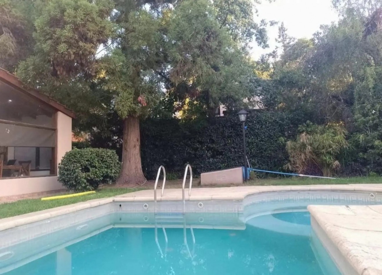 Casa en venta 3 ambientes - Country Club El Pato