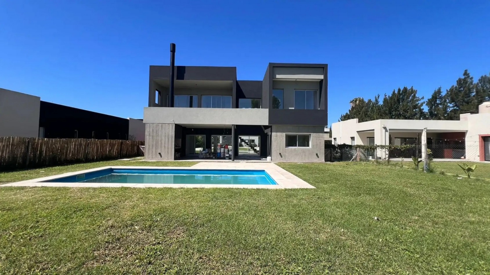Casa en Venta 4 ambientes - Las Golondrinas - Countries y Barrios cerrados en Berazategu