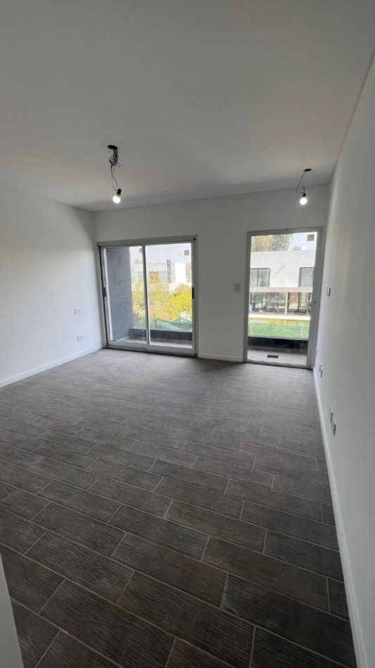 Casa en Venta 4 ambientes - Las Golondrinas - Countries y Barrios cerrados en Berazategu