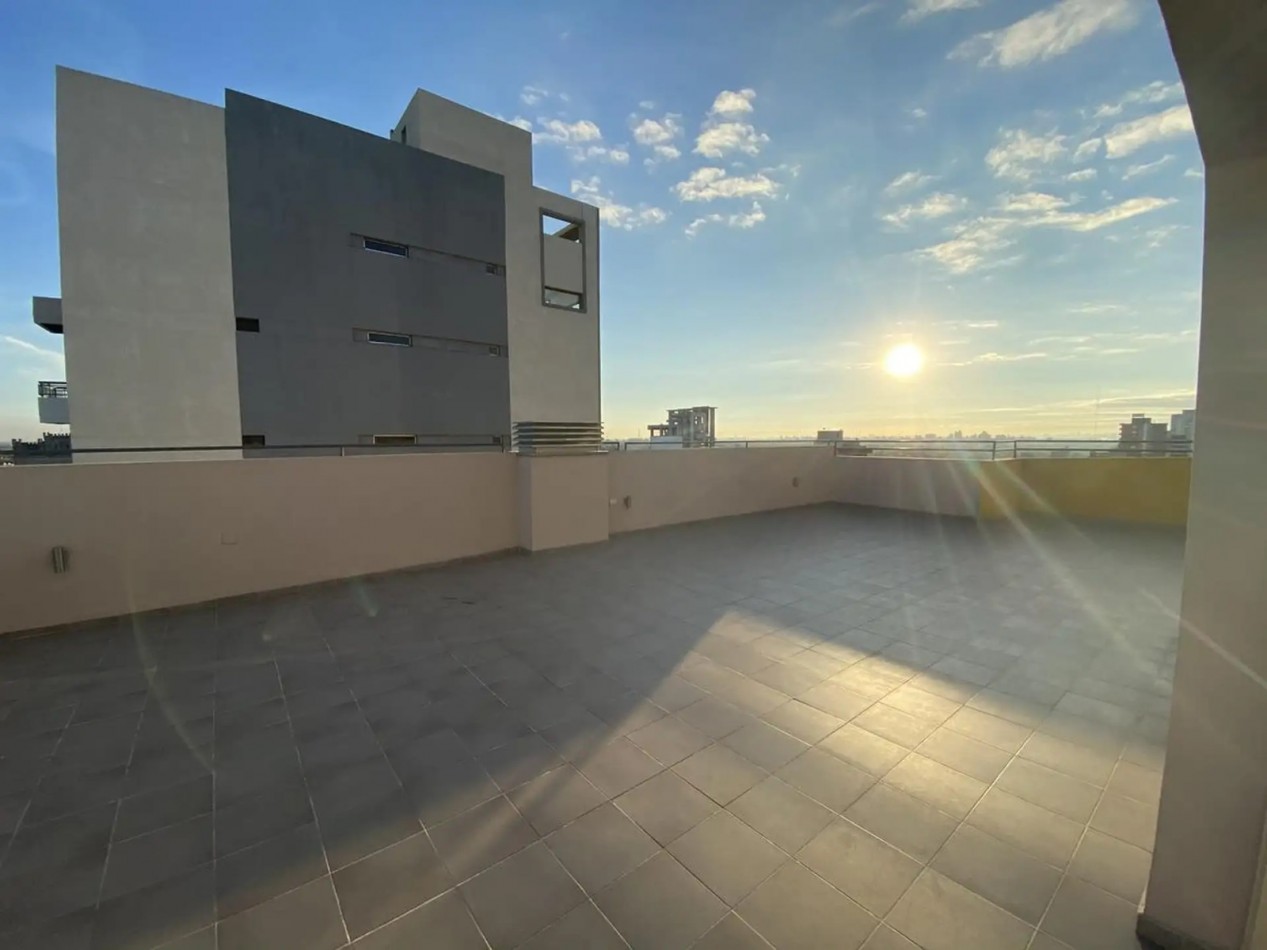 Departamento 3 ambientes con cochera en venta en Quilmes Centro ¡OPORTUNIDAD!