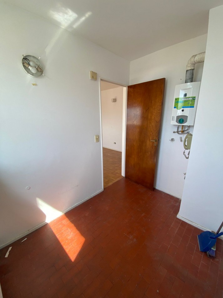 Departamento 2 ambientes en alquiler en Quilmes Centro 