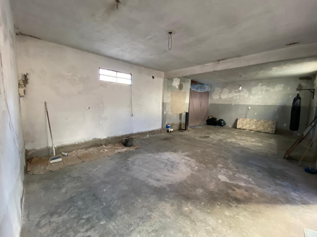 Propiedad de 350 m2 con multiples posibilidades de desarrollo