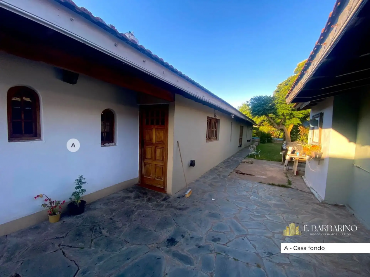 Casa ideal inversor o desarrollador en Berazategui 