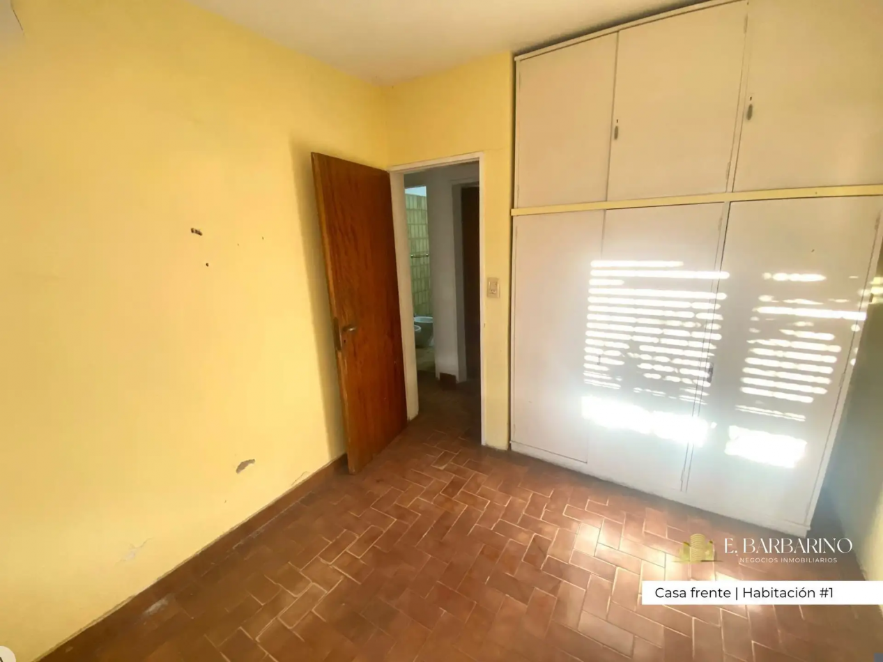 Casa ideal inversor o desarrollador en Berazategui 