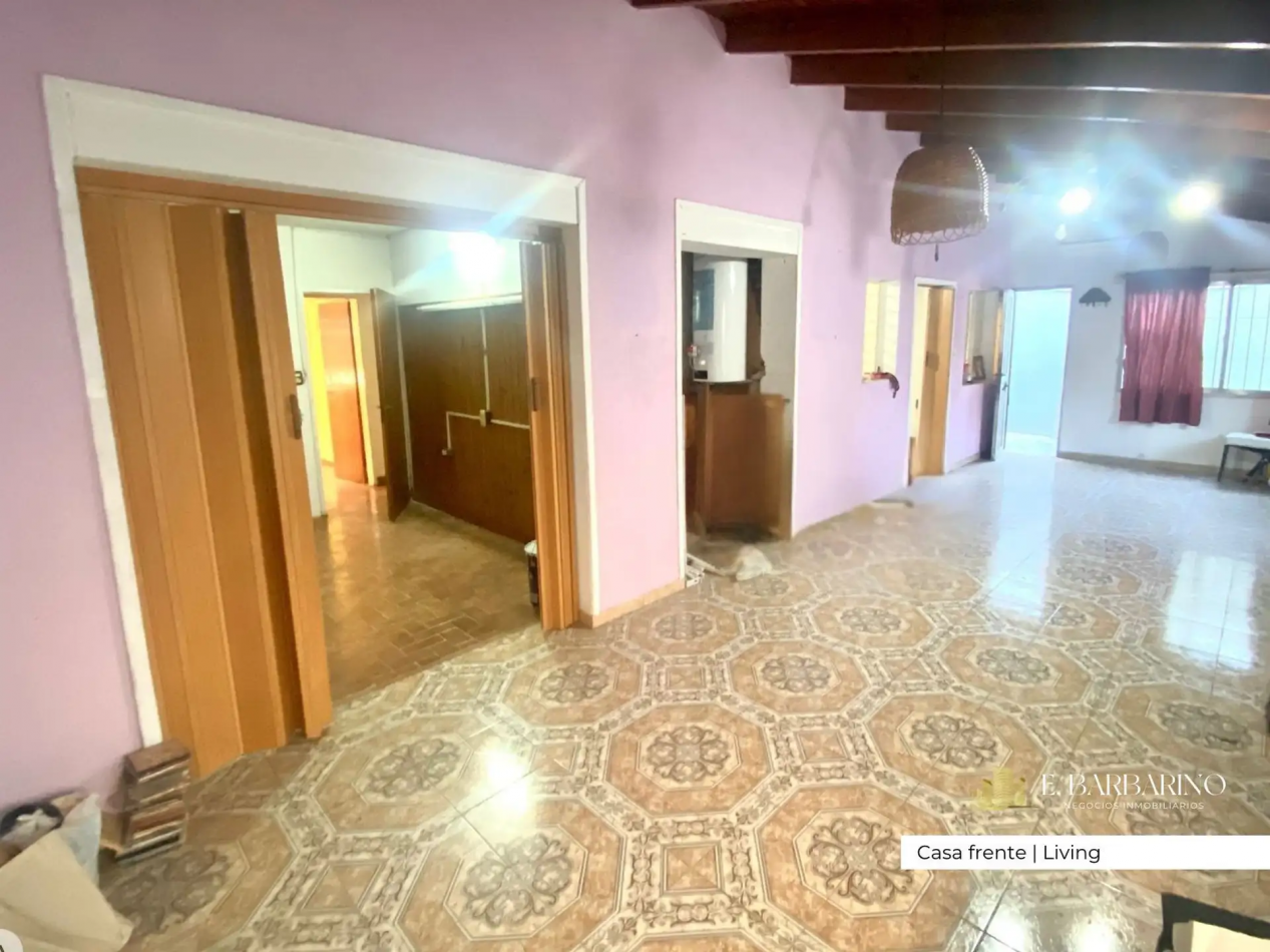 Casa ideal inversor o desarrollador en Berazategui 
