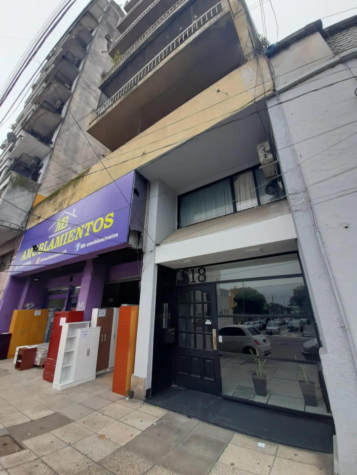 DEPARTAMENTO TRES AMBIENTES EN QUILMES CENTRO
