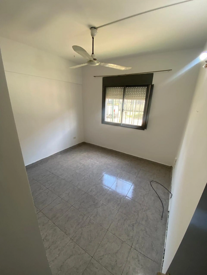 DEPARTAMENTO CUATRO AMBIENTES EN QUILMES OESTE