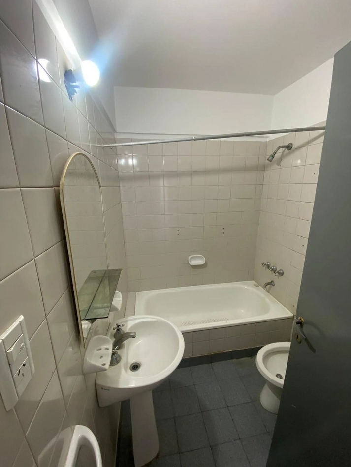 DEPARTAMENTO CUATRO AMBIENTES EN QUILMES OESTE