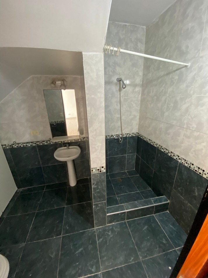 CASA TRES AMBIENTES EN QUILMES OESTE