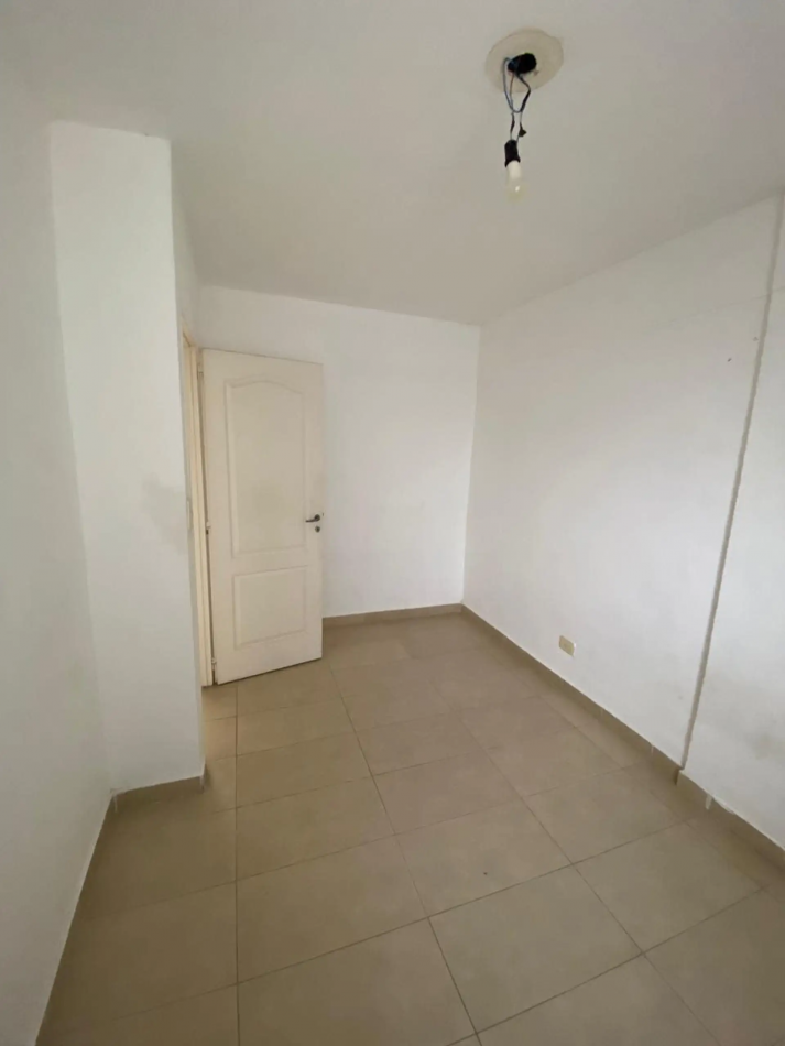 DEPARTAMENTO TRES AMBIENTES EN BERAZATEGUI