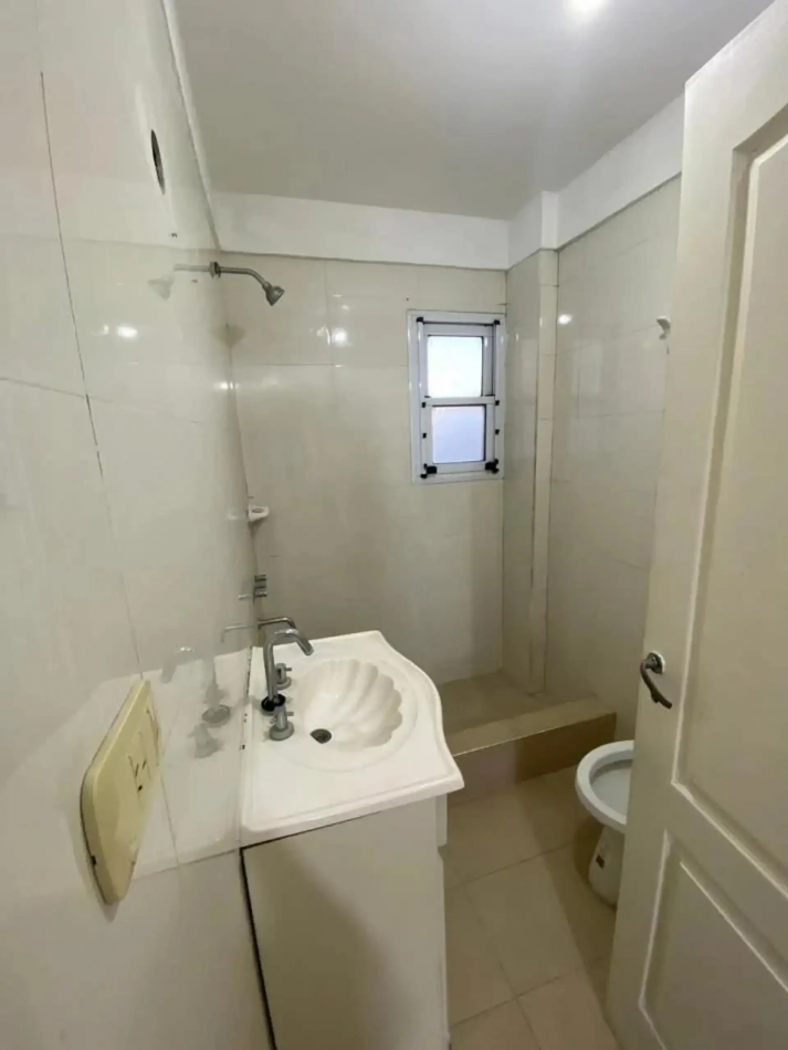 DEPARTAMENTO TRES AMBIENTES EN BERAZATEGUI