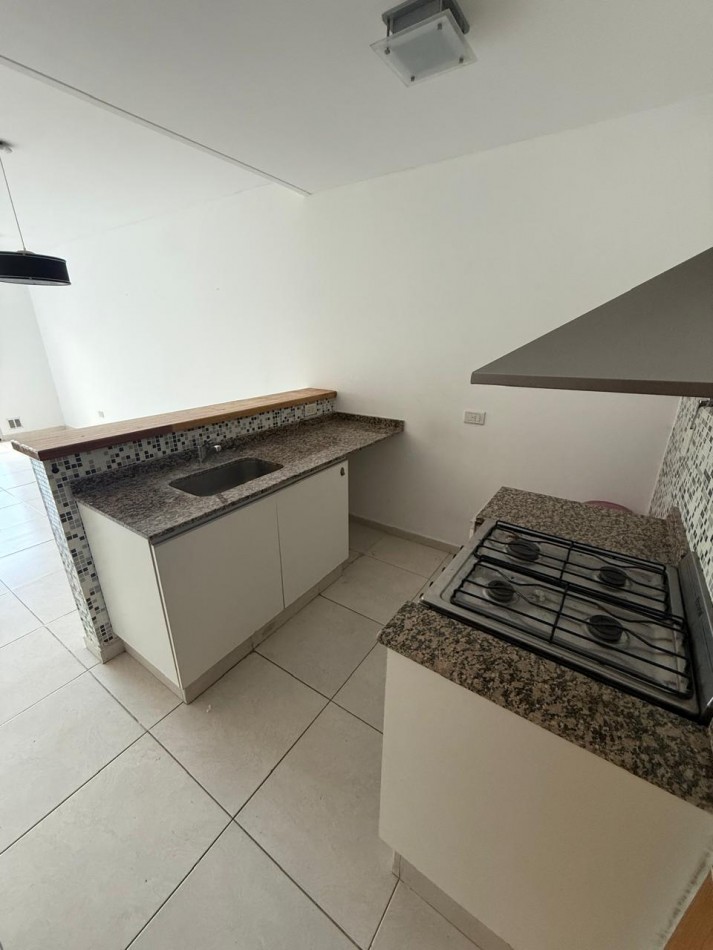 ¡OPORTUNIDAD! Moderno departamento tipo loft en Altos de Hudson II