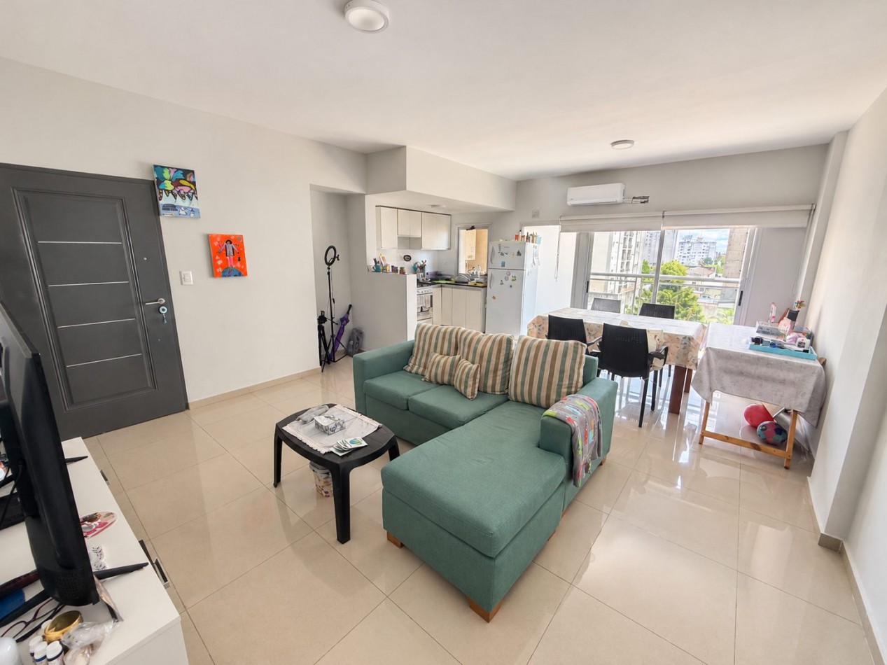 Semipiso 3 Ambientes en Venta con Cochera en El Centro de Quilmes - ¡Impecable!