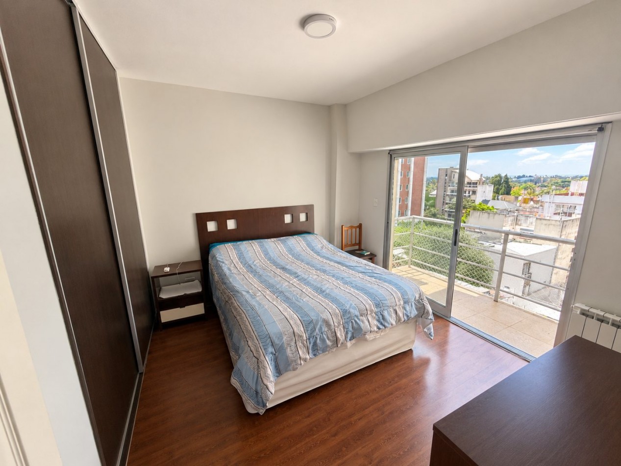 Semipiso 3 Ambientes en Venta con Cochera en El Centro de Quilmes - ¡Impecable!