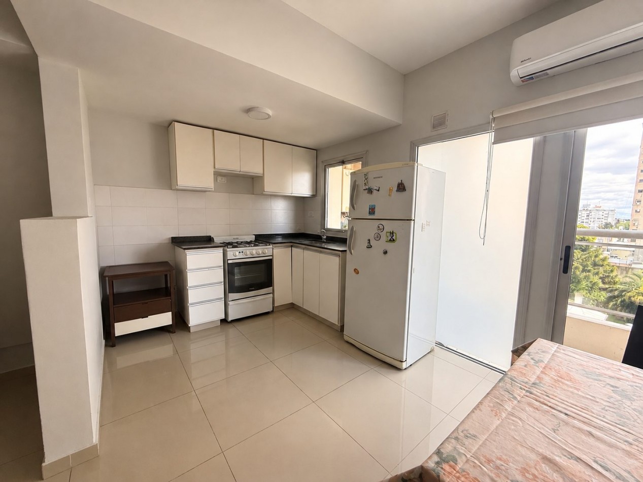 Semipiso 3 Ambientes en Venta con Cochera en El Centro de Quilmes - ¡Impecable!