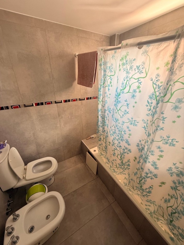 Semipiso 3 Ambientes en Venta con Cochera en El Centro de Quilmes - ¡Impecable!