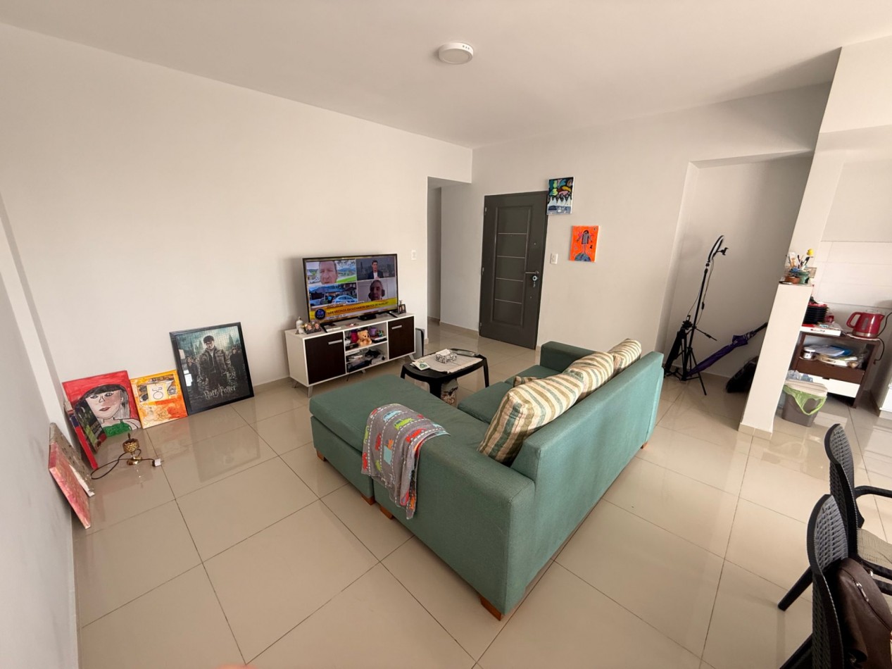 Semipiso 3 Ambientes en Venta con Cochera en El Centro de Quilmes - ¡Impecable!
