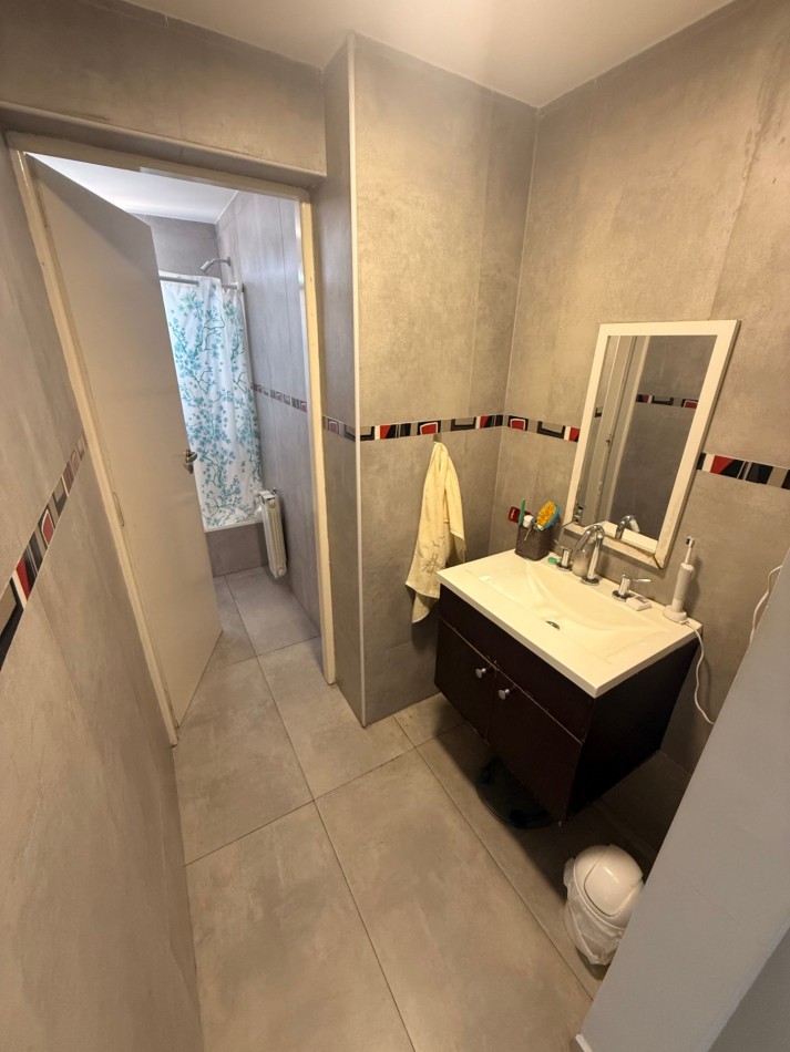Semipiso 3 Ambientes en Venta con Cochera en El Centro de Quilmes - ¡Impecable!