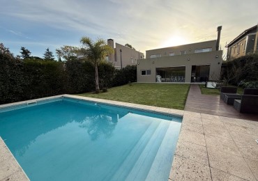 Casa  con piscina 5 ambientes en Altos de Hudson I 