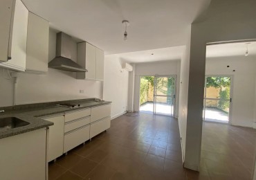 DEPARTAMENTO DOS AMBIENTES CON PATIO PROPIO EN QUILMES CENTRO
