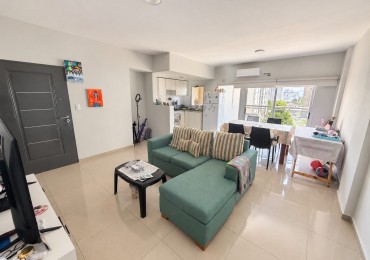 Semipiso 3 Ambientes en Venta con Cochera en El Centro de Quilmes - ¡Impecable!